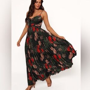 green emerald velvet dress Pierre Long Sleeve Lace Maxi Dress